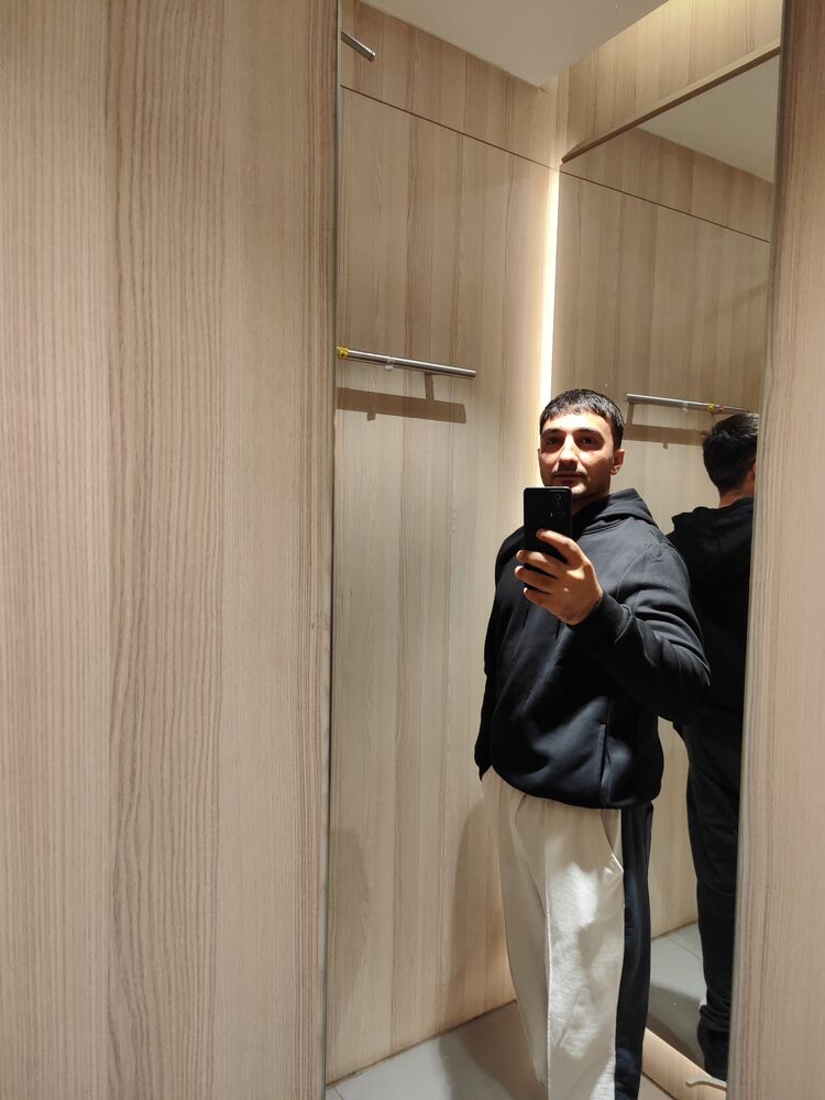  47323432  Ibrahim, 27 ,    
