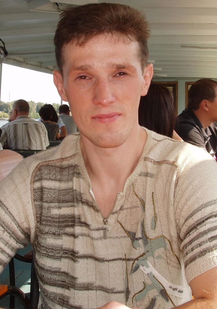  5309612  Andrei, 45 ,    