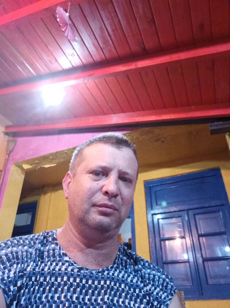  Fernando de la Mora,   , 50 ,   ,   