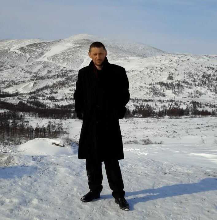  15915642  , 49 ,    -