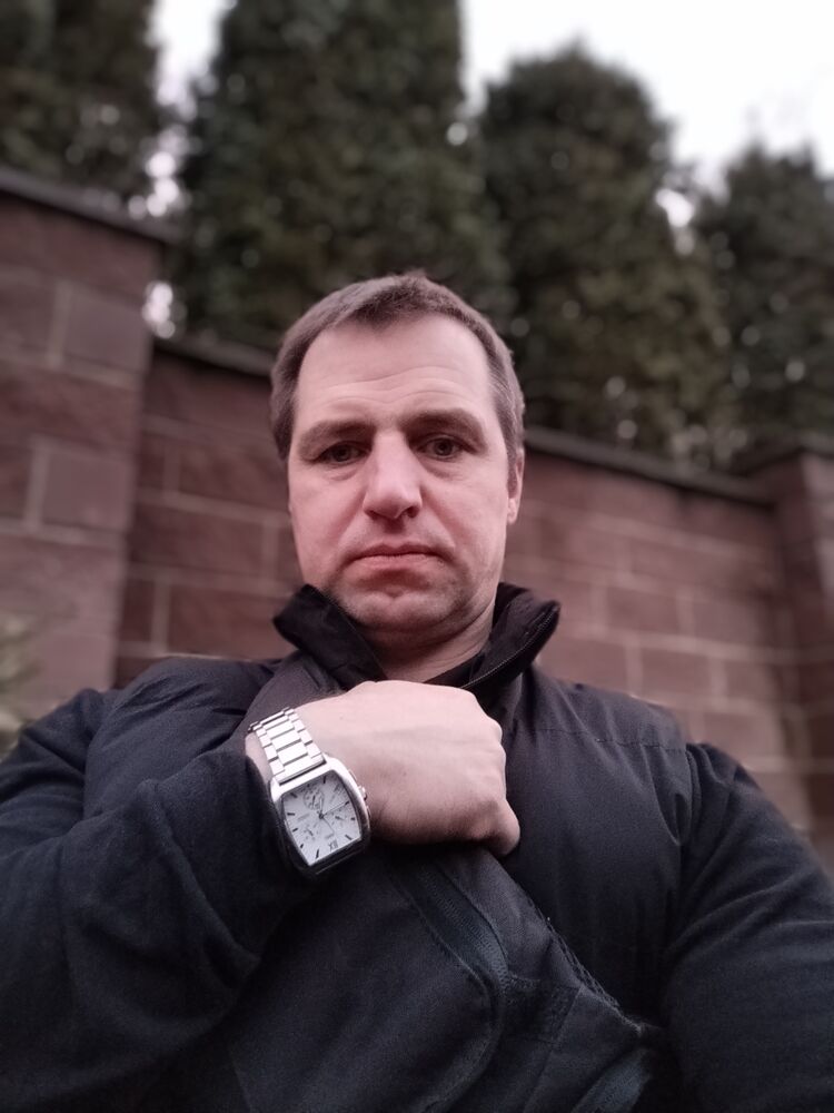  ,   Dima, 44 ,   ,   , c , 