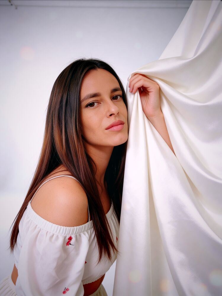 ���� 55928082 ������� Julia, 32 ����, ���� ���������� � ����������