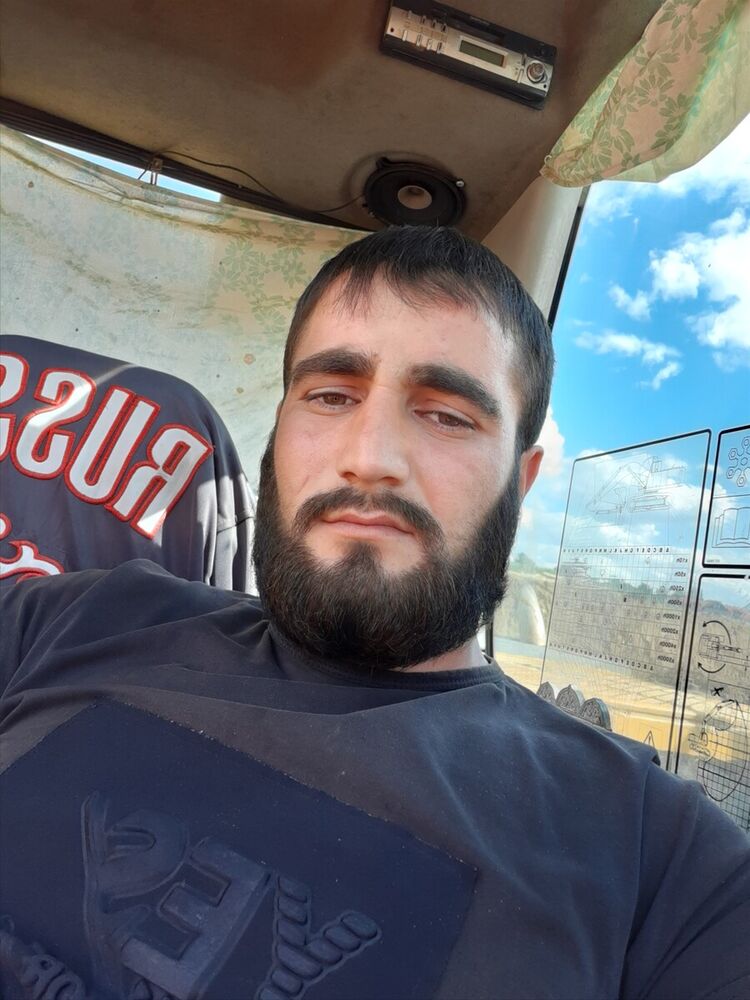  20438152  , 31 ,    