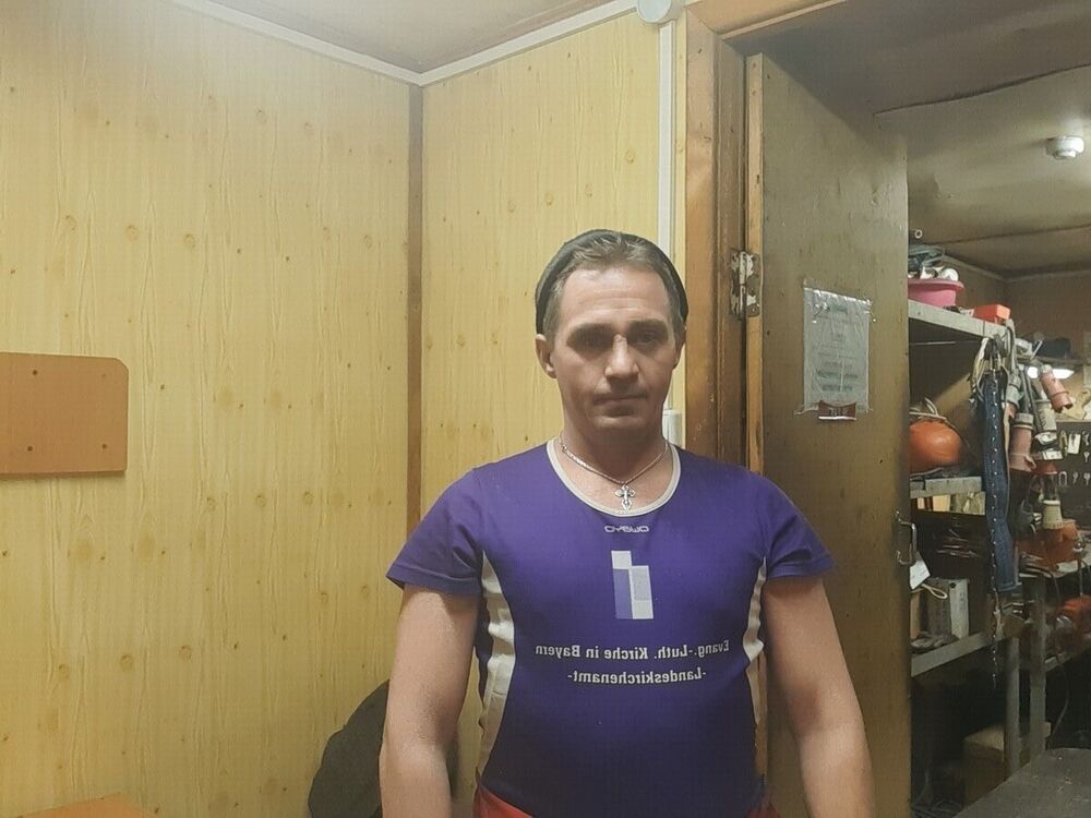  22511642  , 45 ,    