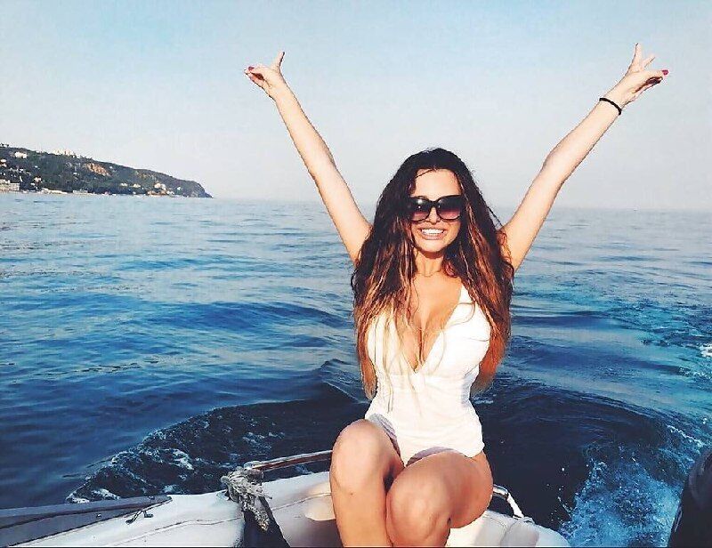  29727822  , 25 ,    Meeder