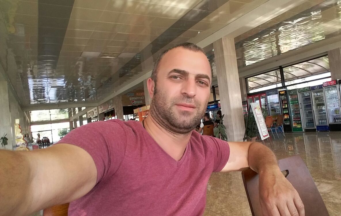  ,   Anar, 38 ,   ,   