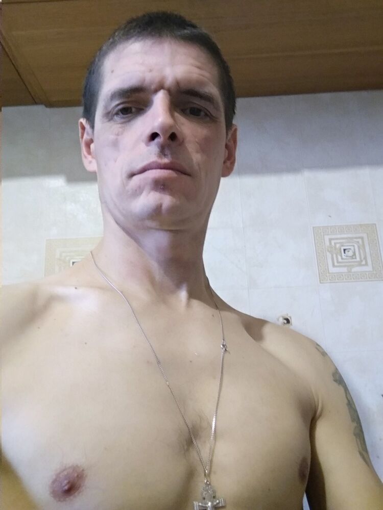  ,   Sasha, 48 ,   