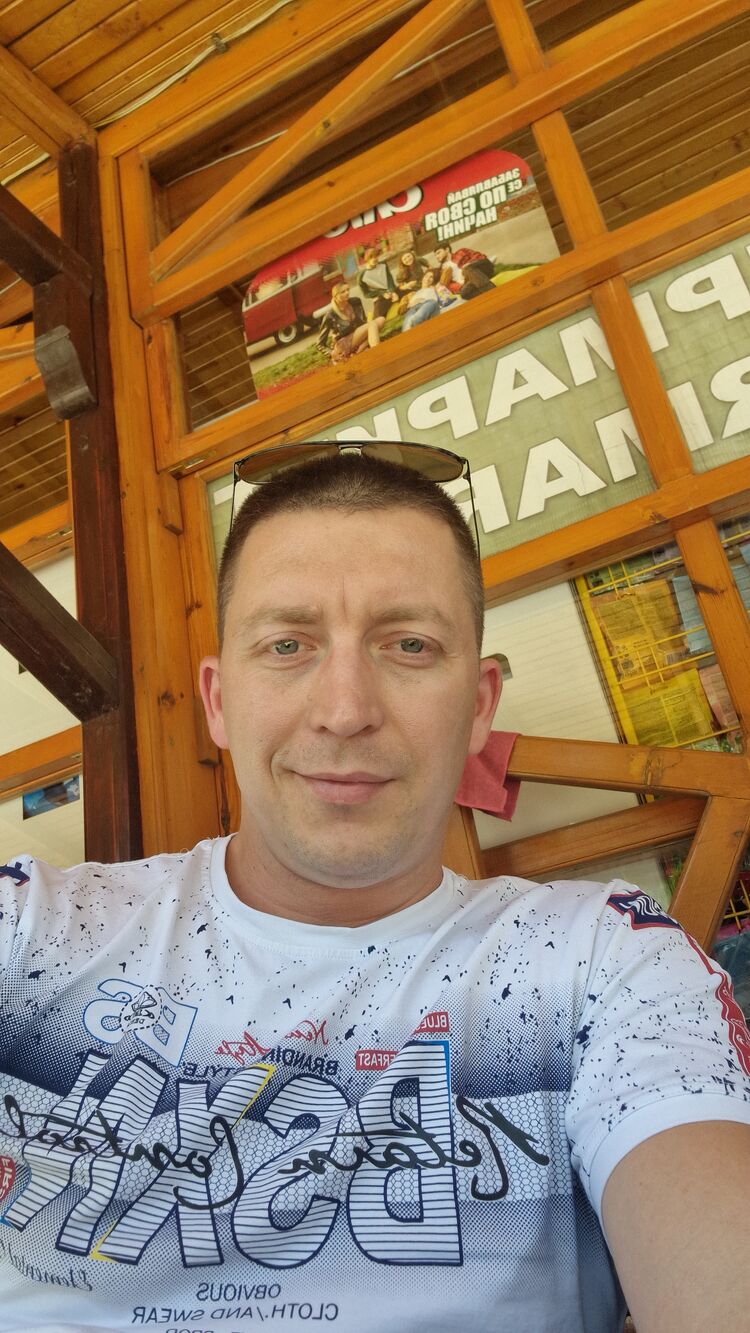  43975072  , 37 ,    