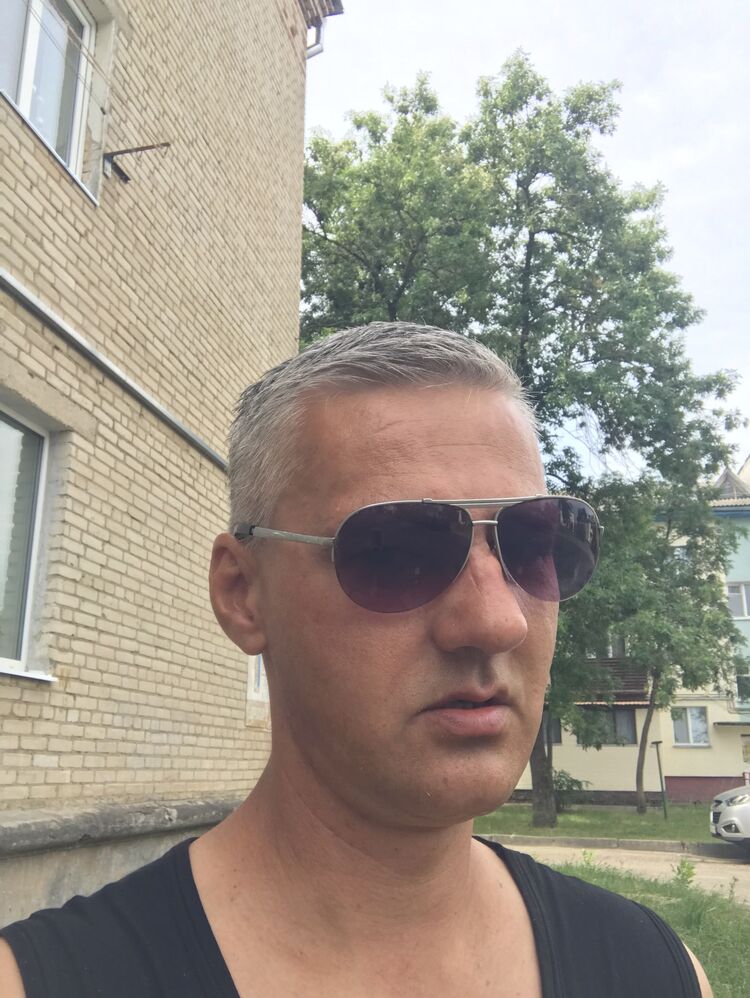  44572742  , 41 ,    