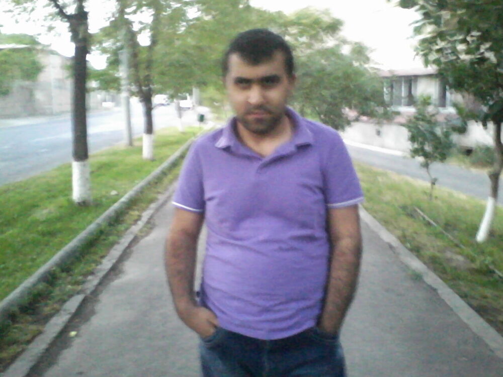  46535952  Grigor, 33 ,    