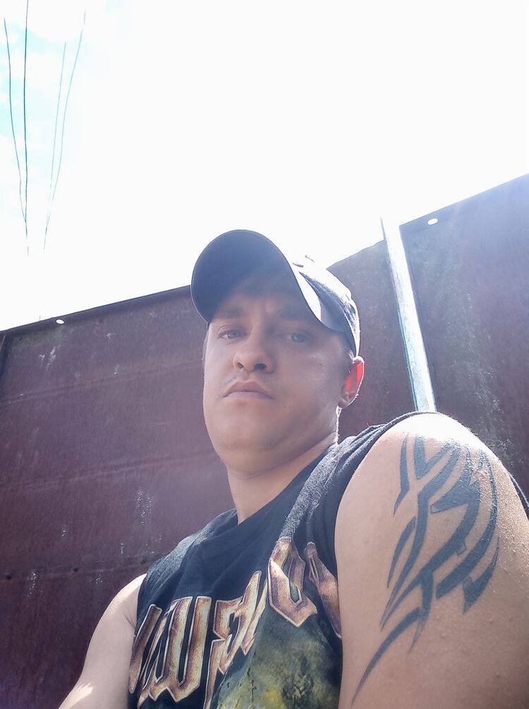  46626842  , 34 ,    