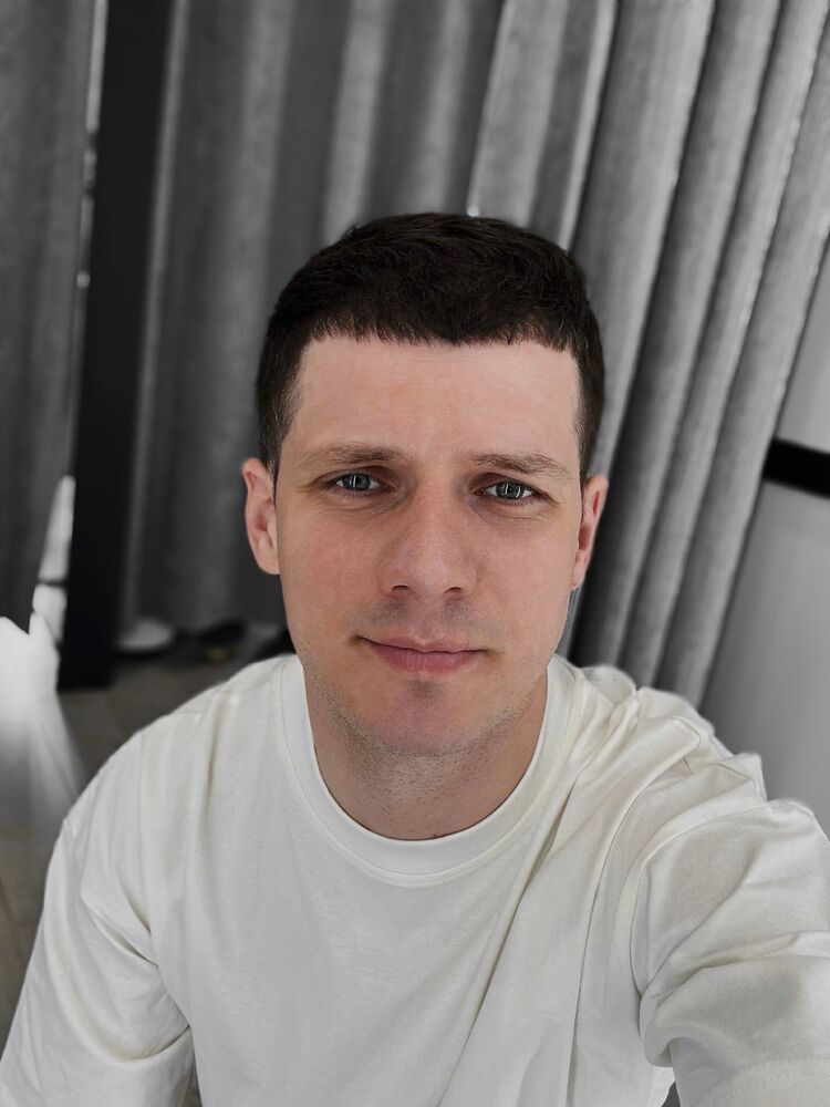  43822492  , 32 ,    -