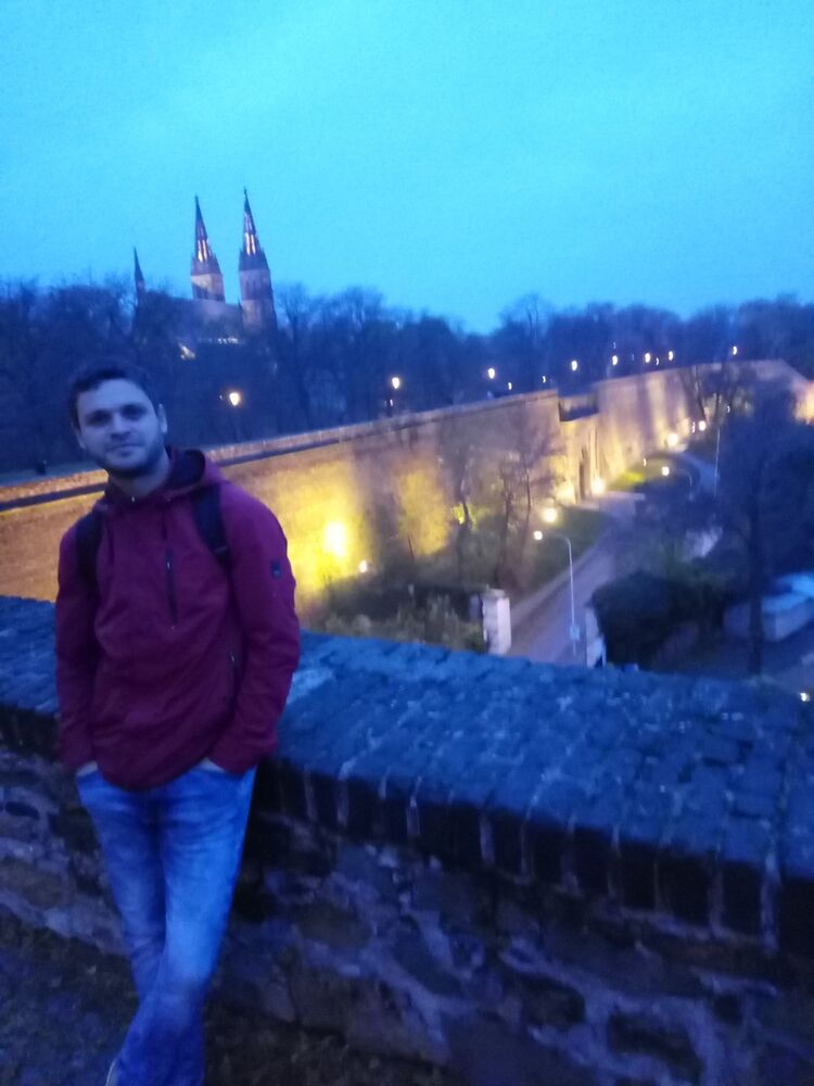  ,   Alexei, 32 ,   , 