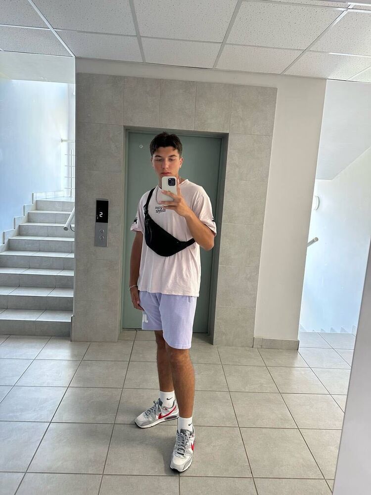  Ramat HaSharon,   Oktay, 20 ,   ,   