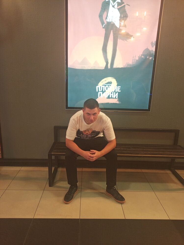  ,   Viktor, 21 ,   ,   , c 