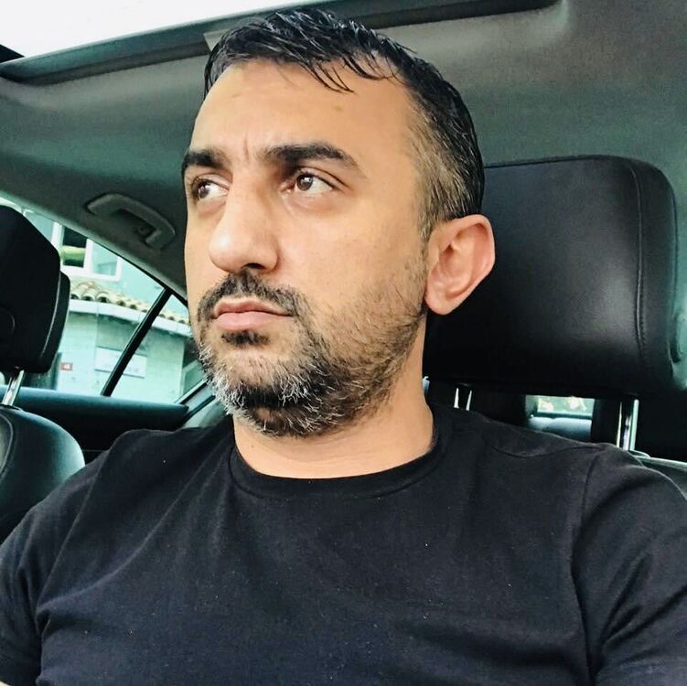  45104172  Ali, 41 ,    