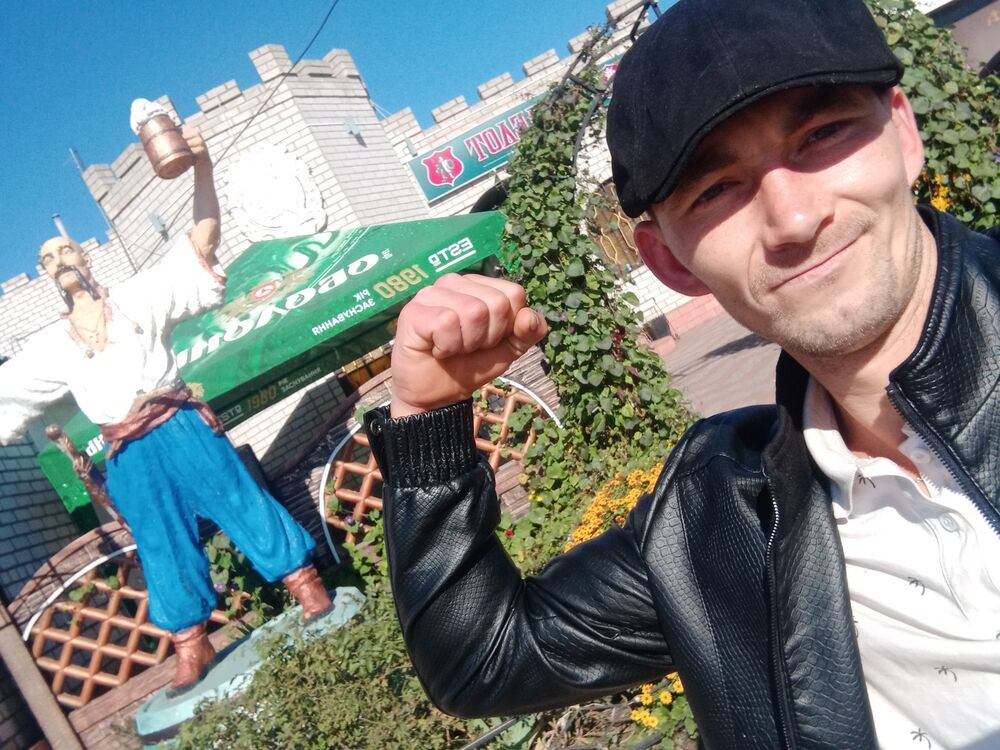  ,   Andrei, 35 ,   ,   , c , 