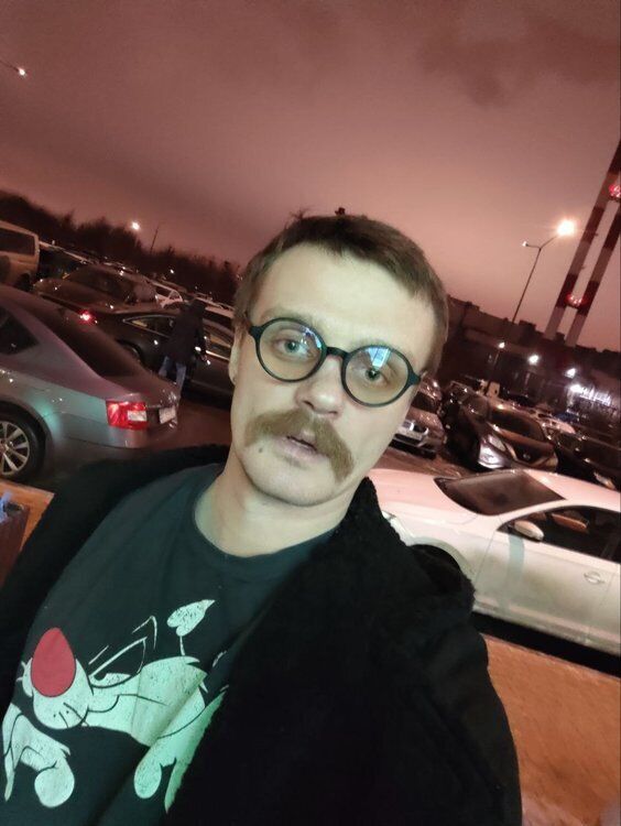  35329652  Nik, 39 ,    