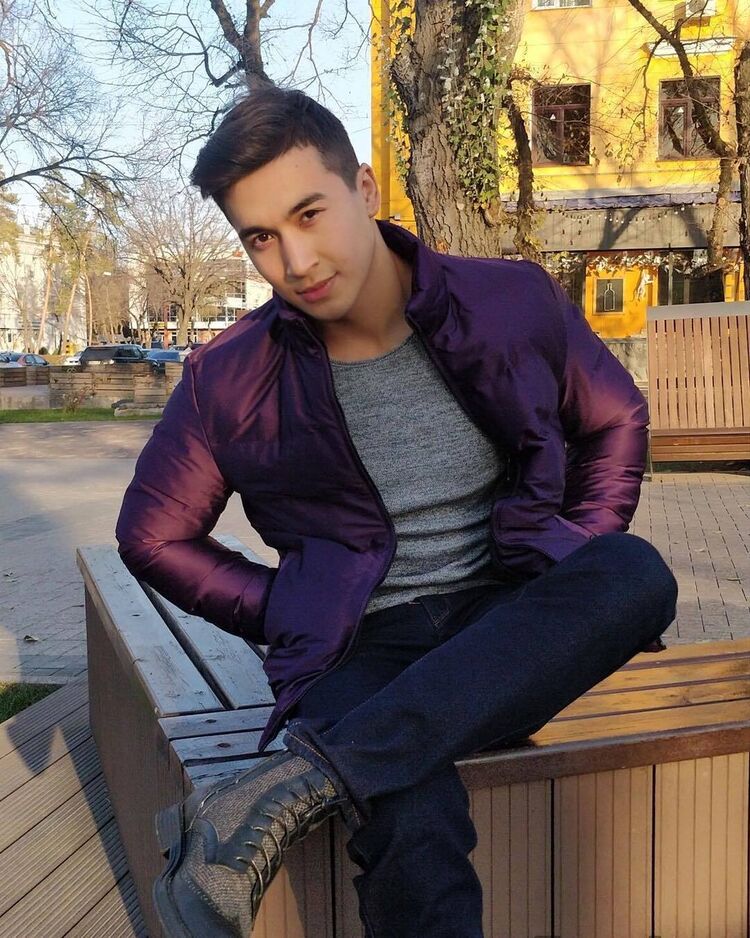  Jixi,   Radmir, 31 ,   ,   , 