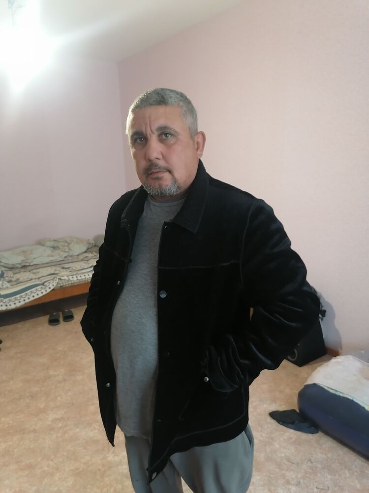  27001102  Povlik, 48 ,     