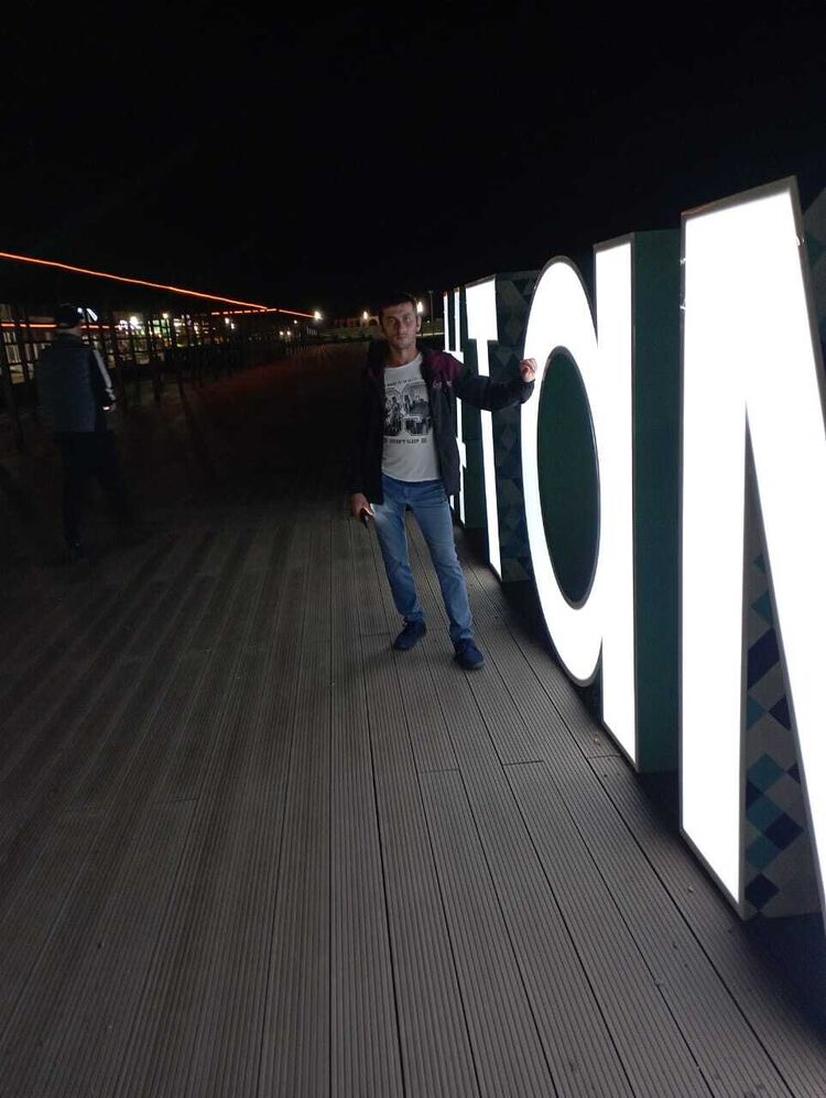  29866522  Mikail, 35 ,    