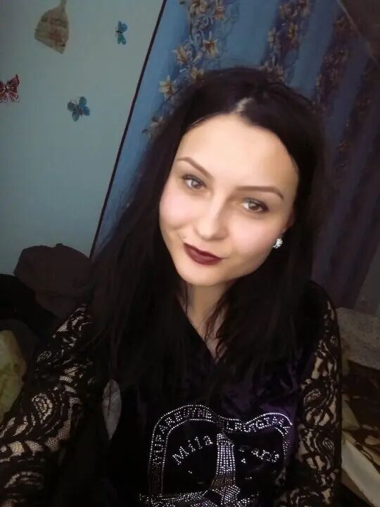  38949972  , 32 ,    
