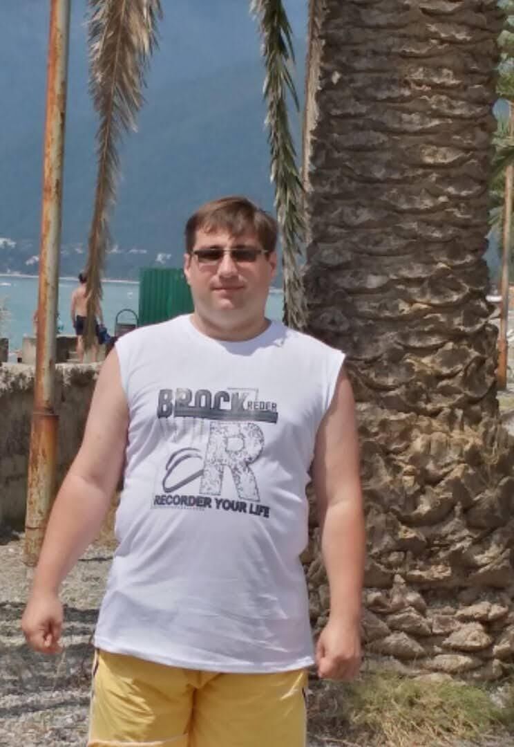  ,   Evgen, 44 ,   ,   