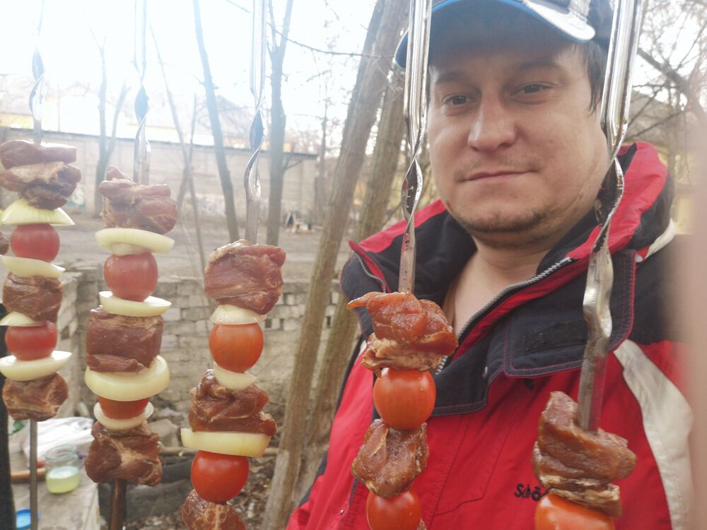  ,   Anatoliy, 38 ,   ,   