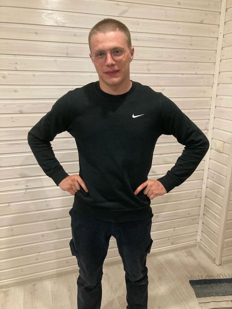  32830552  , 21 ,    