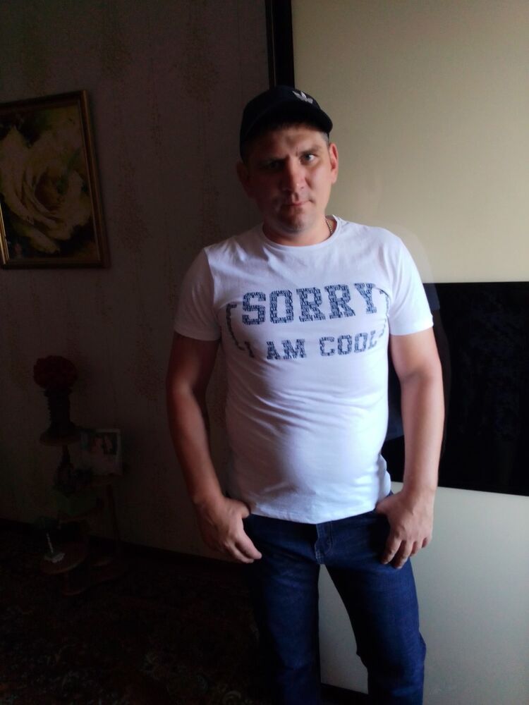  ,   Sergei, 44 ,   ,   , c 