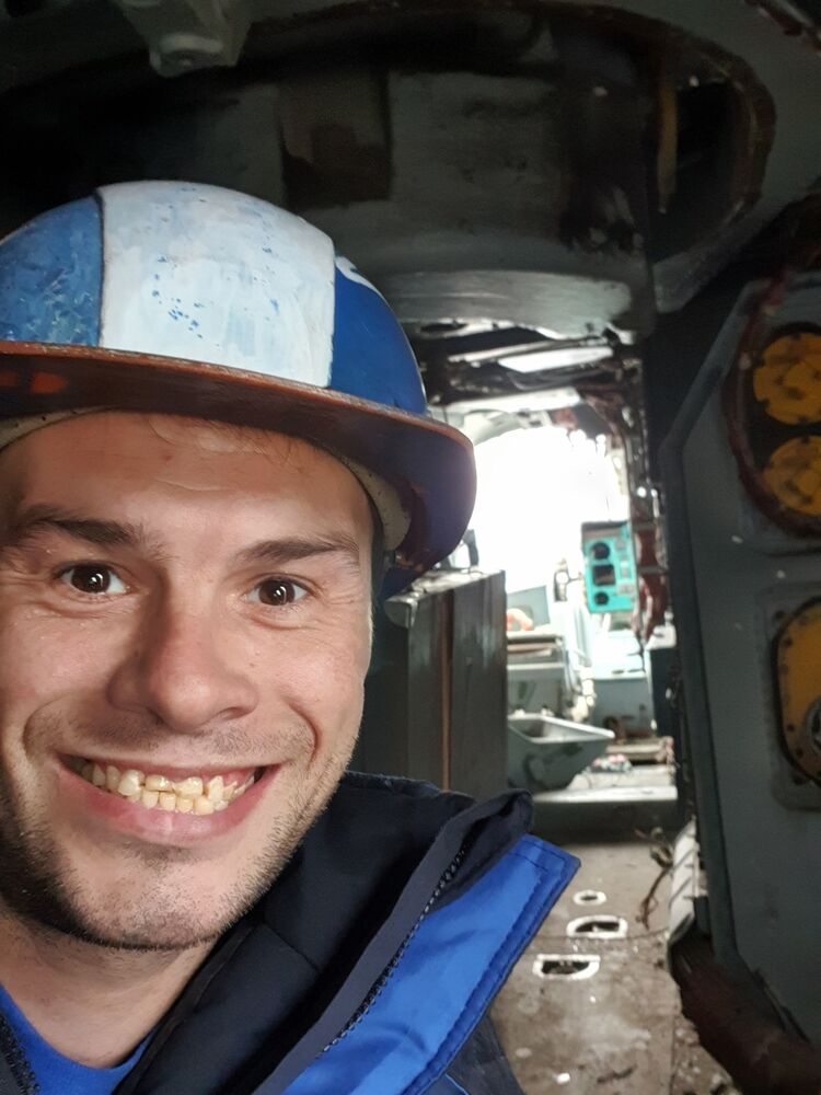  33780952  , 38 ,    -