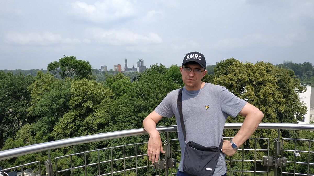  ,   Igor, 37 ,   ,   , c 