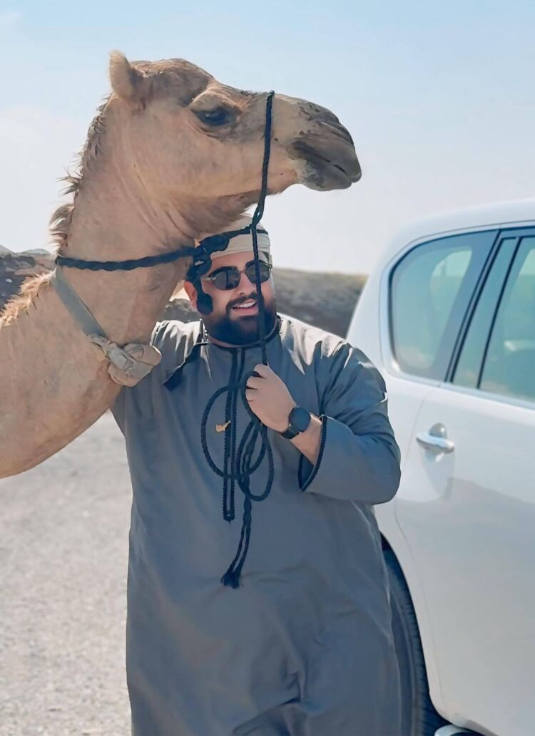  54520622  Muhanad, 41 ,    