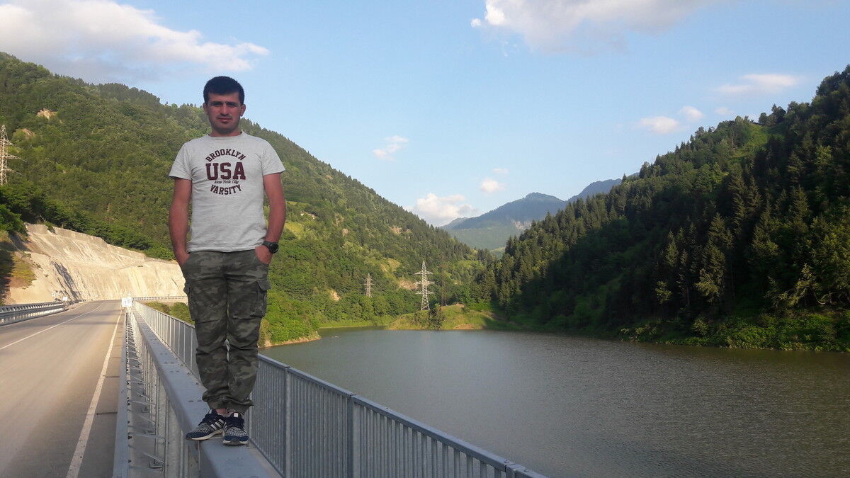  15503702  Gia, 38 ,    