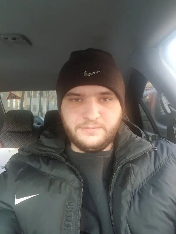  52886012  , 35 ,    