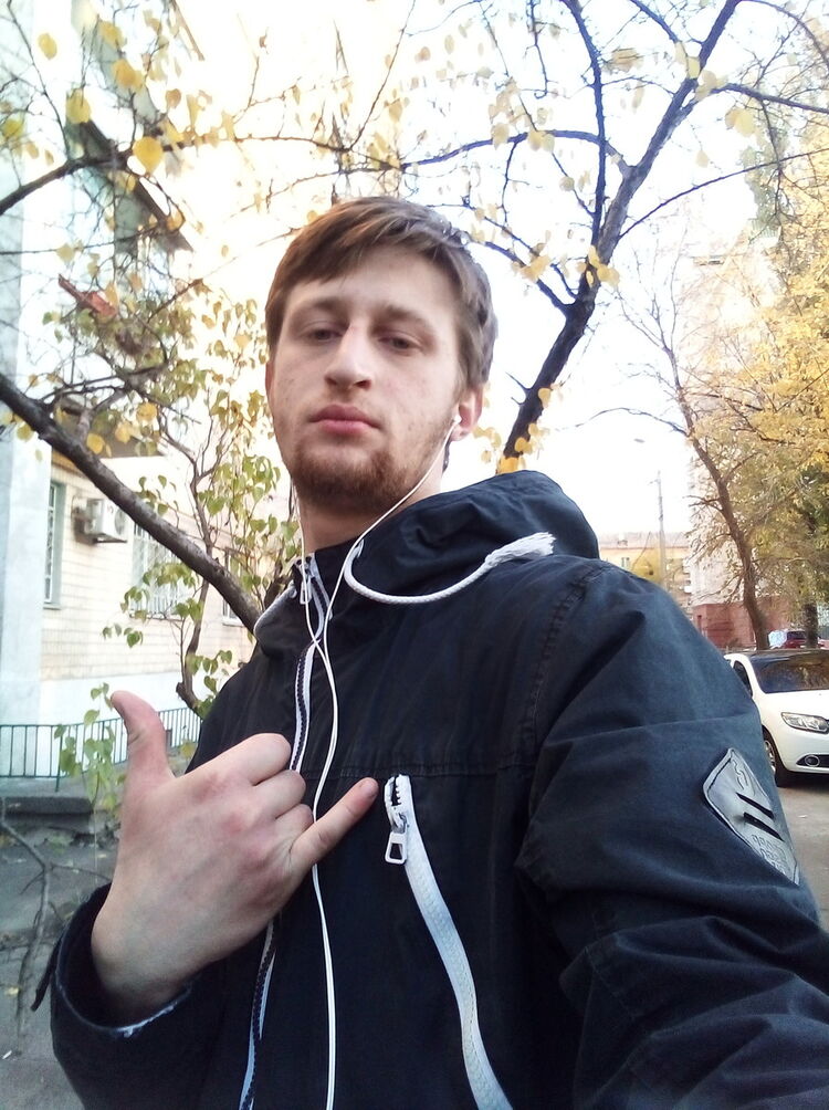  18112862  Vladimir, 27 ,    