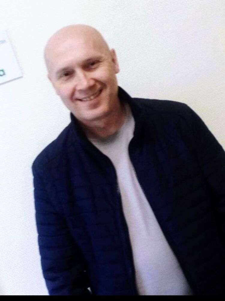  51703572  Diman, 49 ,    