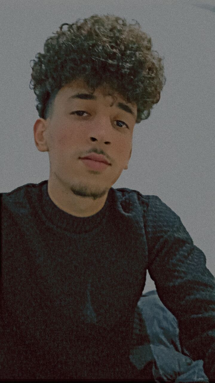  47896802  Abdessamad, 23 ,    