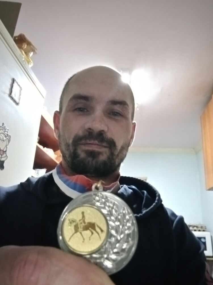  34574032  , 40 ,    