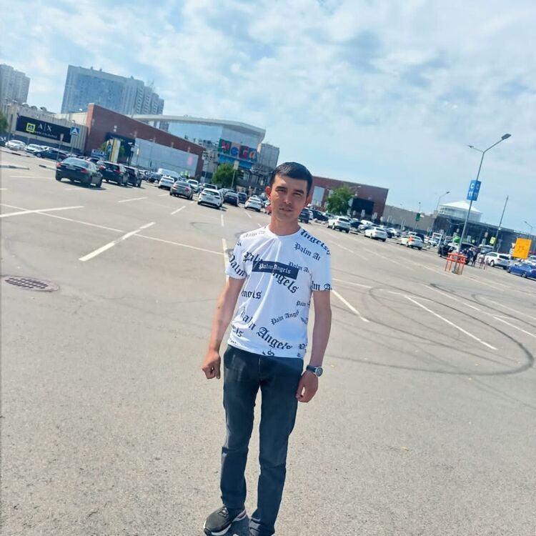  ,   Bahrom, 28 ,   ,   , c 