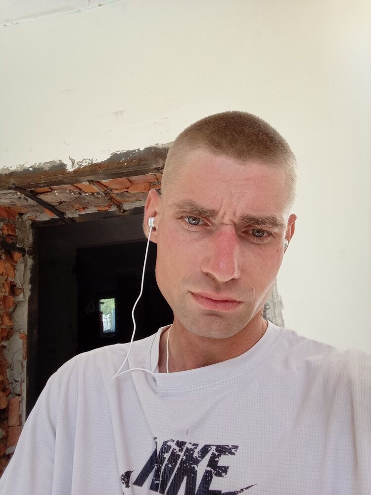  44197572  , 31 ,    -