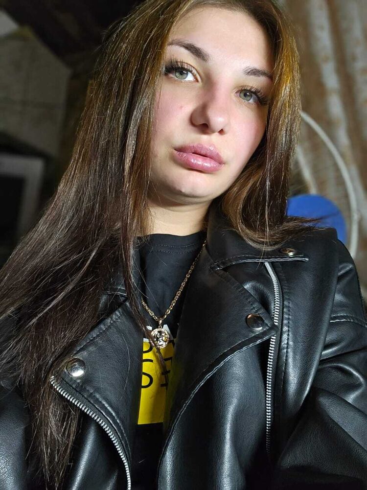  44872432  , 23 ,    