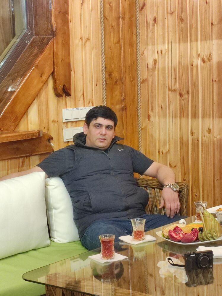  52853842  , 39 ,    