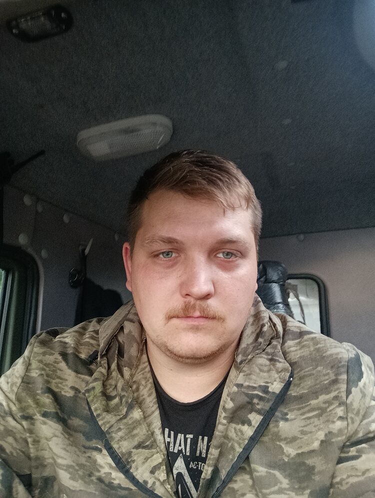  28532082  , 30 ,    