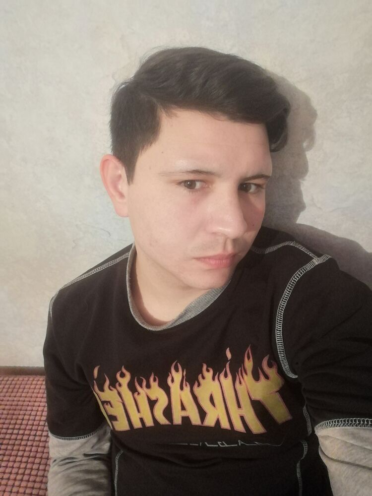 32323492  , 28 ,    