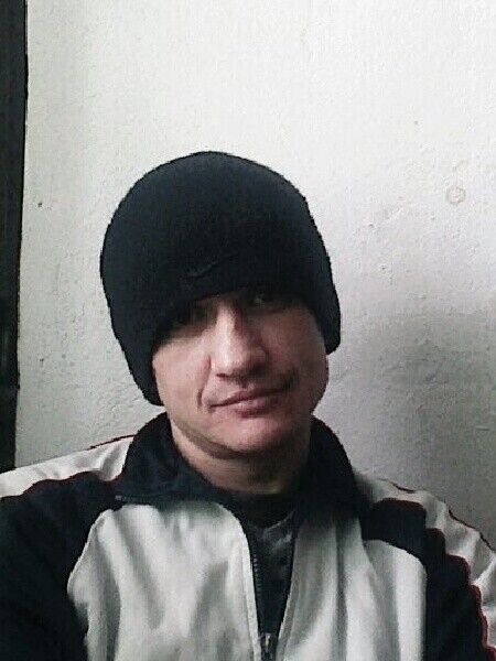  41412012  Aleksandr, 42 ,    