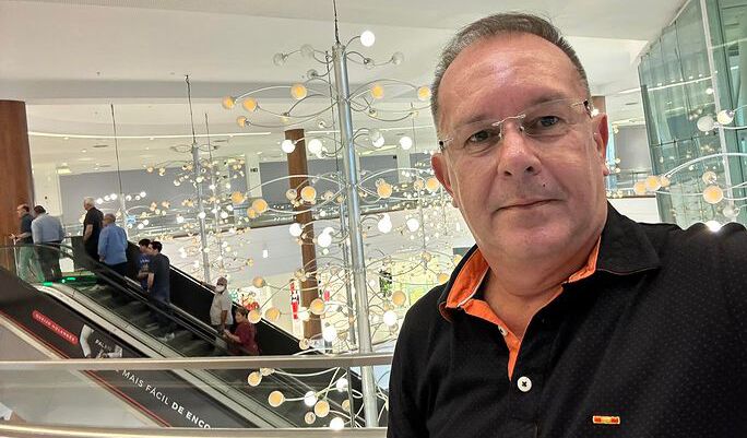  ,   Frank Pope, 68 ,   ,   , c 