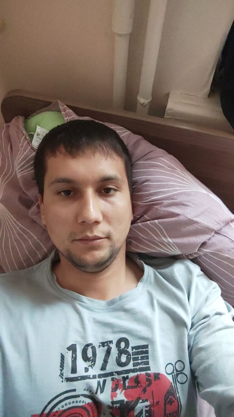  53953732  Alex, 29 ,    