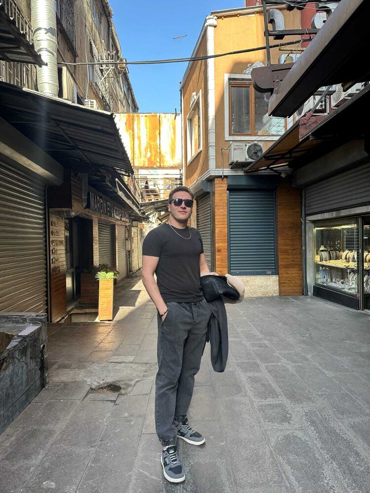  54258362  , 30 ,    -