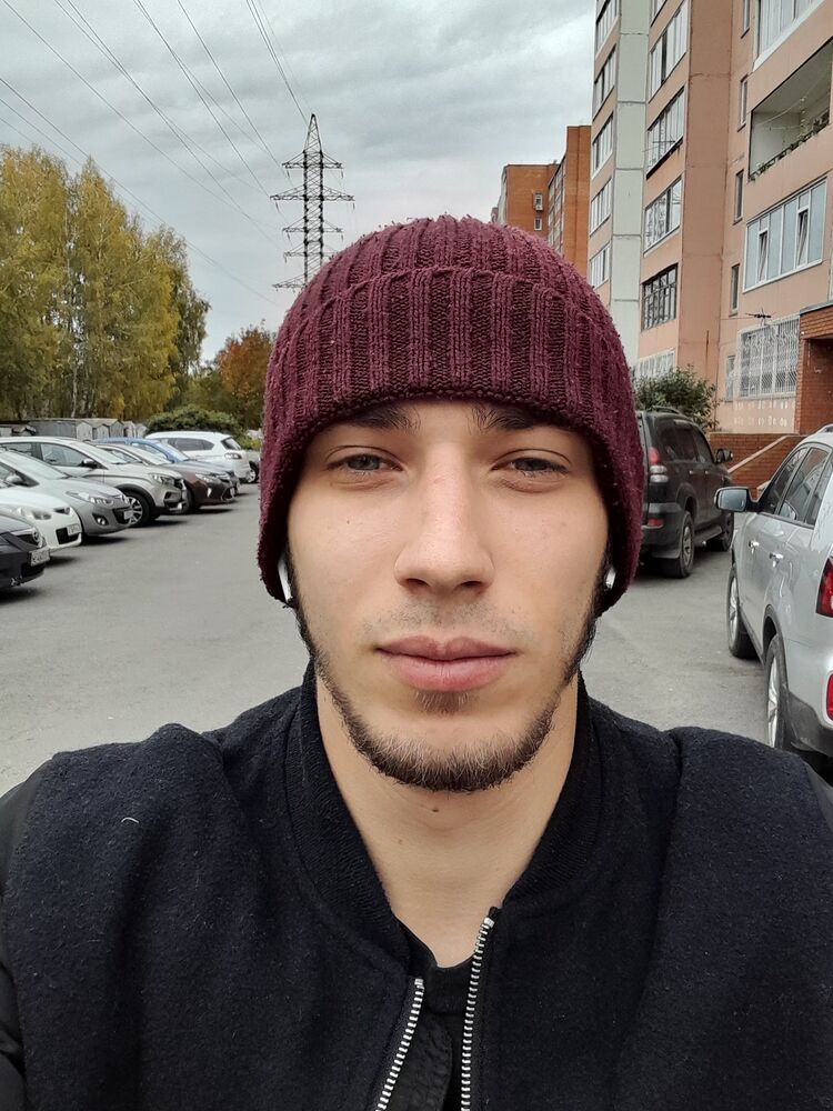  33159262  Alexandr, 28 ,    